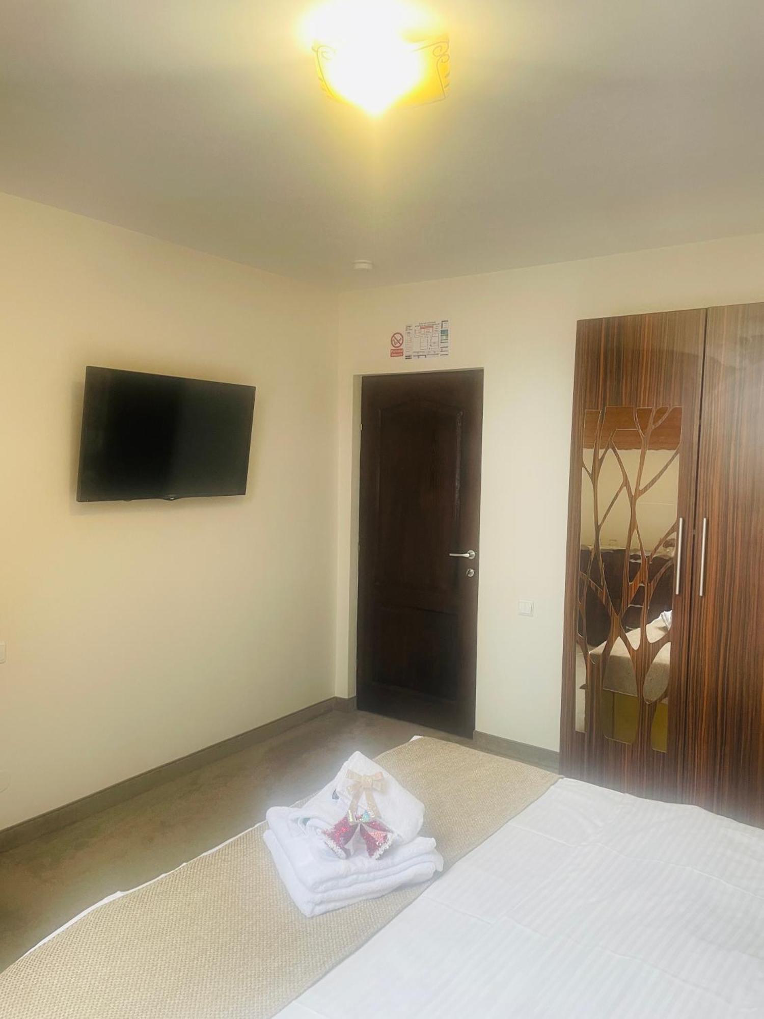 Casa Carmen Hotel Dorna Arini Luaran gambar